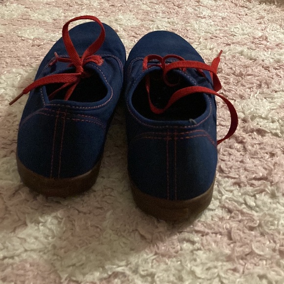 Navy blue vans lace up sneakers - Picture 5 of 6